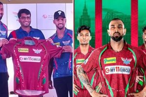 অবশেষে প্রকাশ্যে এল মোহনবাগান সুপার জায়ান্ট দলের জার্সি।