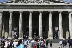 ব্রিটিশ মিউজিয়ামের চুরি যাওয়া দু’হাজার সামগ্রীর অনলাইনে বেচাকেনা 