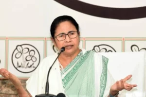 মমতা বন্দ্যোপাধ্যায়ের বিরুদ্ধে দায়ের এফআইআর, হেয়ার স্ট্রিট থানায় অভিযোগ ব্যবসায়ীর