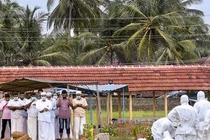 গত ২৪ ঘন্টায় ডেঙ্গি আক্রান্ত হয়ে মৃত্যু ৩ জনের, নিপা ভাইরাসে আক্রান্ত নন কেরল ফেরত বাংলার শ্রমিক