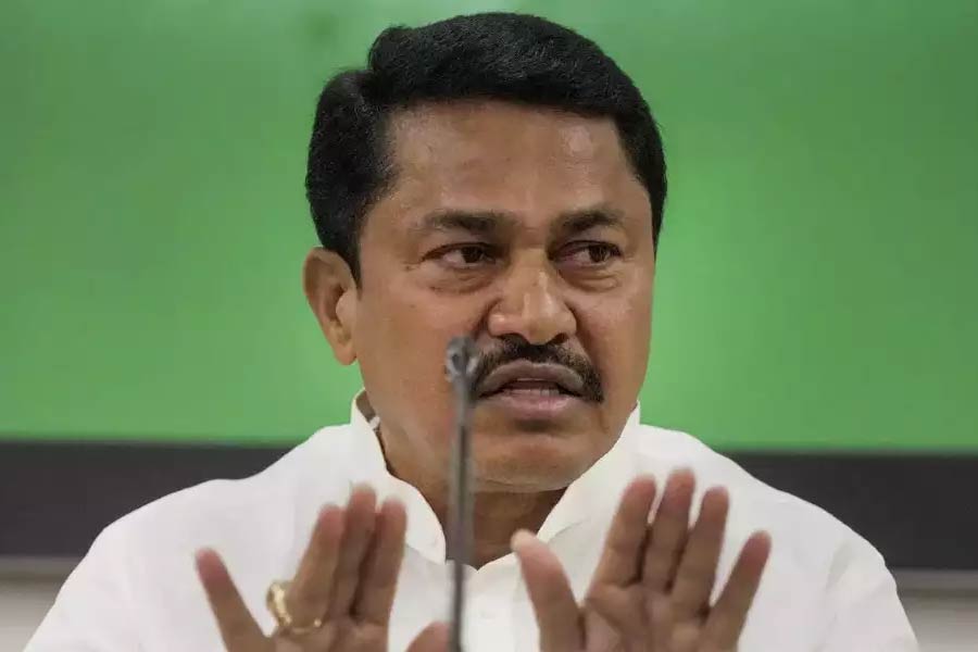 মুম্বইকে বিচ্ছিন্ন করতে বিশেষ অধিবেশন, স্টক এক্সচেঞ্জ যাবে গুজরাতে, দাবি প্রাক্তন স্পিকারের 