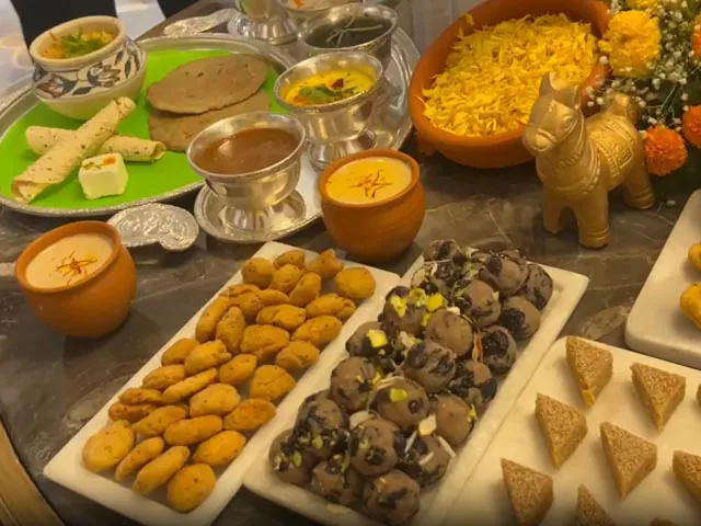 জি-২০ চাঁদের হাটে অতিথিদের জন্য মিলেট খালি-ফুচকা-রসগোল্লা