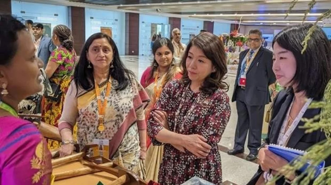 নেতারা ব্যস্ত জি-২০তে, তাদের স্ত্রীদের জন্য পরিদর্শন-খাবার 