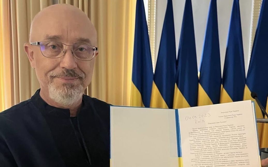 সংসদে পদত্যাগপত্র ইউক্রেনের প্রতিরক্ষামন্ত্রীর 