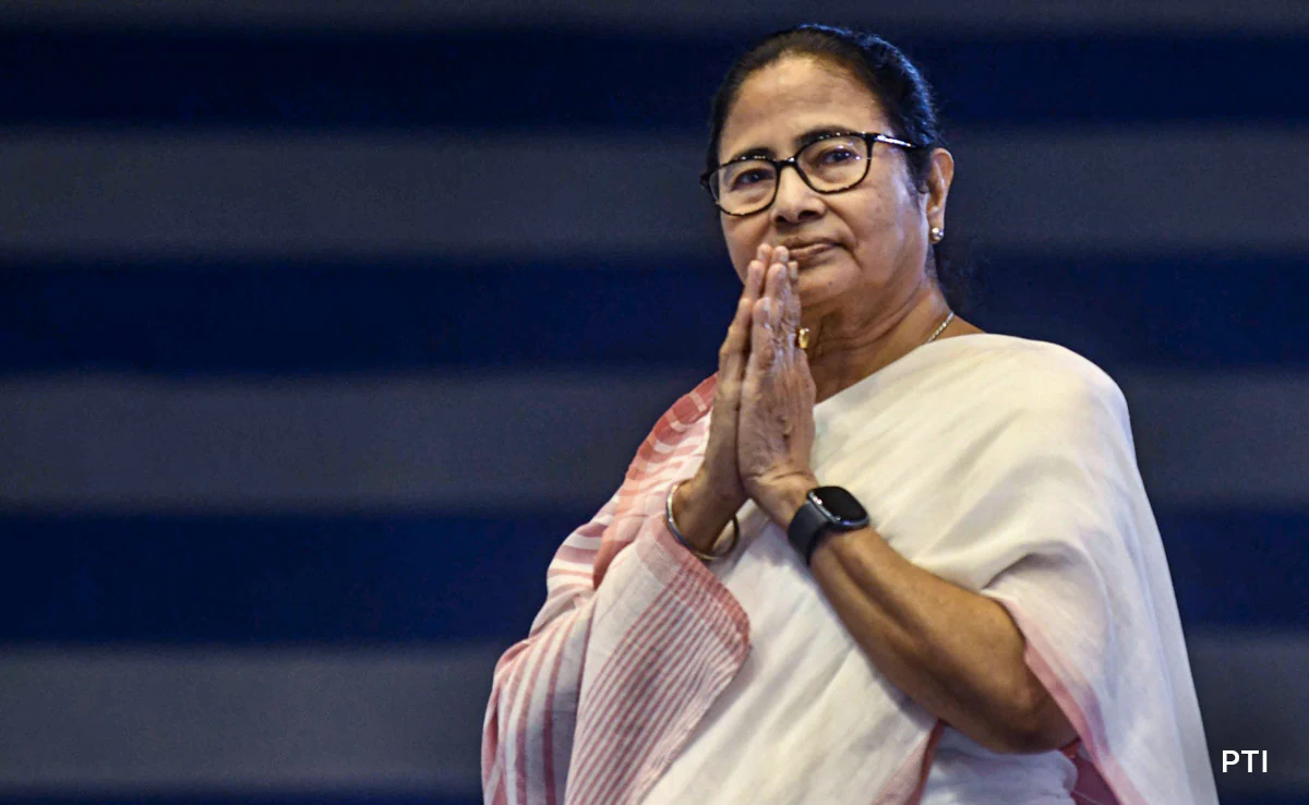 মাত্র ১৫ লক্ষ নিয়ে দেশের সবথেকে গরিব মুখ্যমন্ত্রী মমতা বন্দ্যোপাধ্যায়