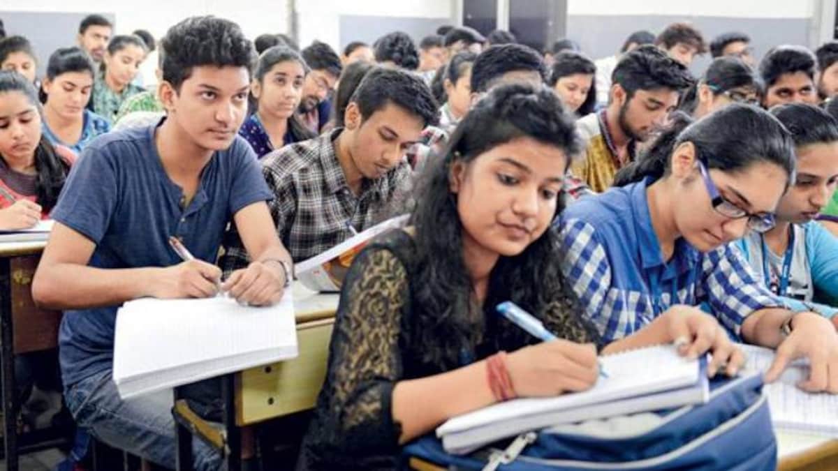 রাজ্যে স্নাতকস্তরে ৪০ শতাংশ আসন ফাঁকা 