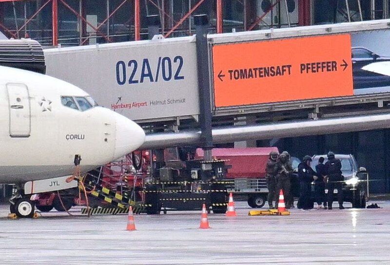 হামবুর্গ বিমানবন্দরে ১৮ ঘণ্টা পর উদ্ধার শিশু, আত্মসমর্পণ করলেন অপহরণকারী