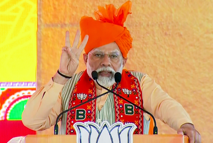 রাজস্থানের কংগ্রেস নেতৃত্ব এক সে বড়কে এক ব্যাটসম্যান, একে অপরকে রান আউট করার খেলা খেলছেন:মোদি 