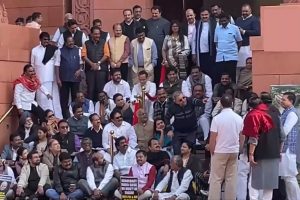 ধনকড়কে মিমিক্রি কল্যাণের, ভিডিও করলেন রাহুল 