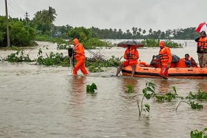 প্লাবিত তামিলনাড়ুতে গত ২৪ ঘন্টায় ১ বছরের বৃষ্টিপাত 