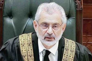 প্রধান বিচারপতির ‘মাদক আর কালাশনিকভ, মন্তব্যে উত্তাল পাকিস্তান