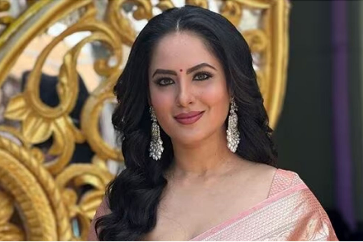 গ্যাস সিলিন্ডার লিক, অল্পের জন্য বেঁচে গেলেন টলি নায়িকা