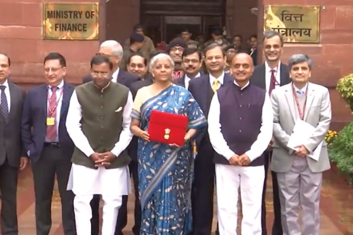 বাজেটের চতুর্থ স্তম্ভের ভিত বড় নড়বড়ে