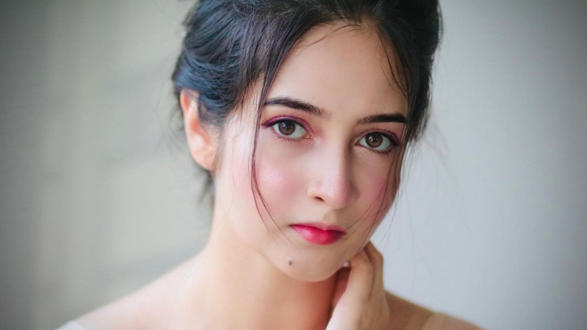 শ্রীমার বয়েস নিয়ে রচনার ব্যাঙ্গ