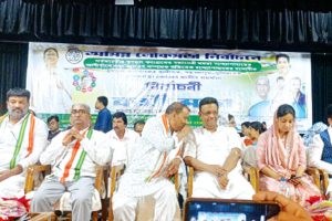 মুর্শিদাবাদে তিনটি আসনেই জিতব, বহরমপুরে অধীরের মিথ আর থাকবে না: ফিরহাদ