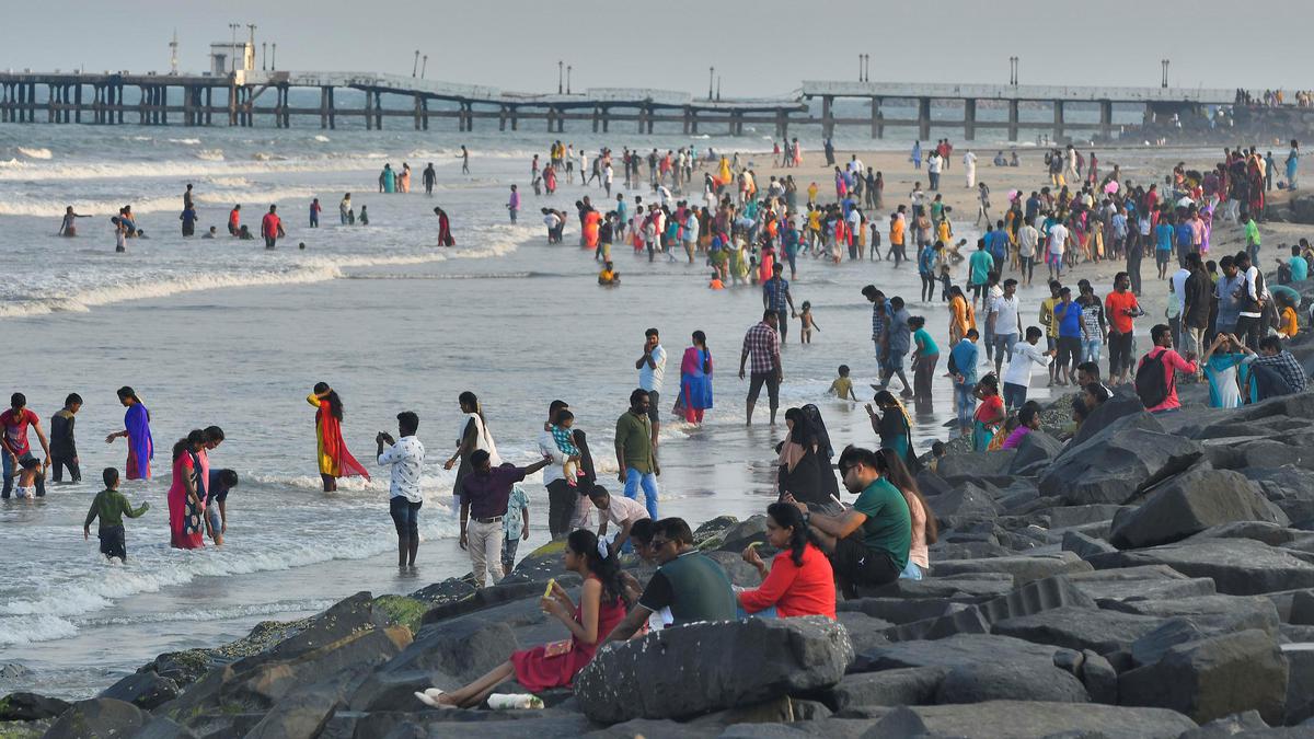 এ যেন হুবহু প্যারিস! নিজের চোখে প্রাচ্যের ফ্রান্স দেখতে চাইলে এই গুরুত্বপূর্ণ তথ্যগুলি জেনে নিন