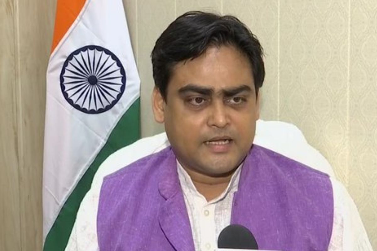ভোটের একদিন আগে হলেও সিএএ লাগু হবেই: শান্তনু ঠাকুর