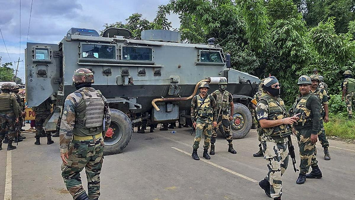 মণিপুরের নির্যাতিতাদের ফেলে পালিয়ে যায় পুলিশ , মণিপুরের ঘটনার চার্জশিটে বিস্ফোরক সিবিআই 