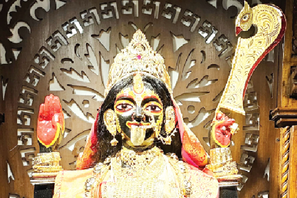 লেক কালীবাড়িতে বাসন্তী পূজা