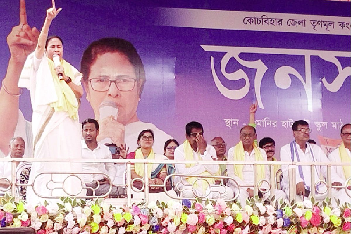 ভোট প্রচারে অসম যাচ্ছেন মমতা