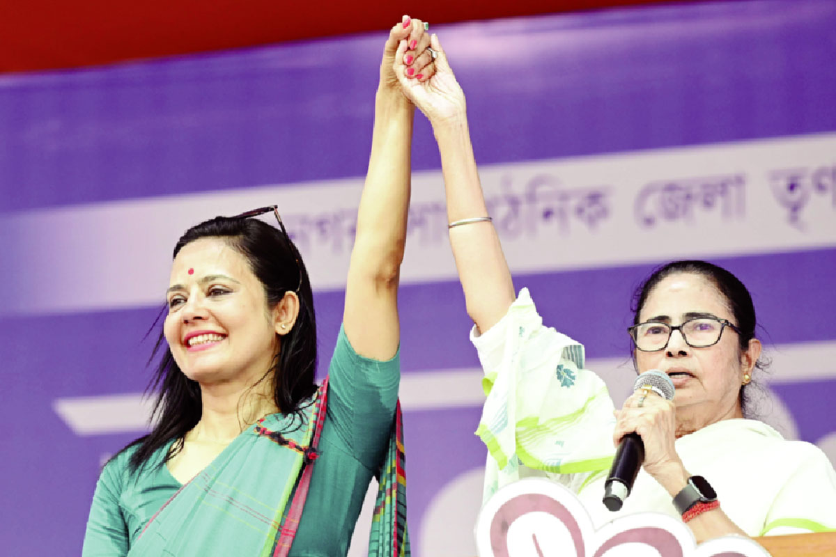 জিতিয়ে আবার পাঠাতে হবে মহুয়াকে, জবাব দেবে জনতা: মমতা