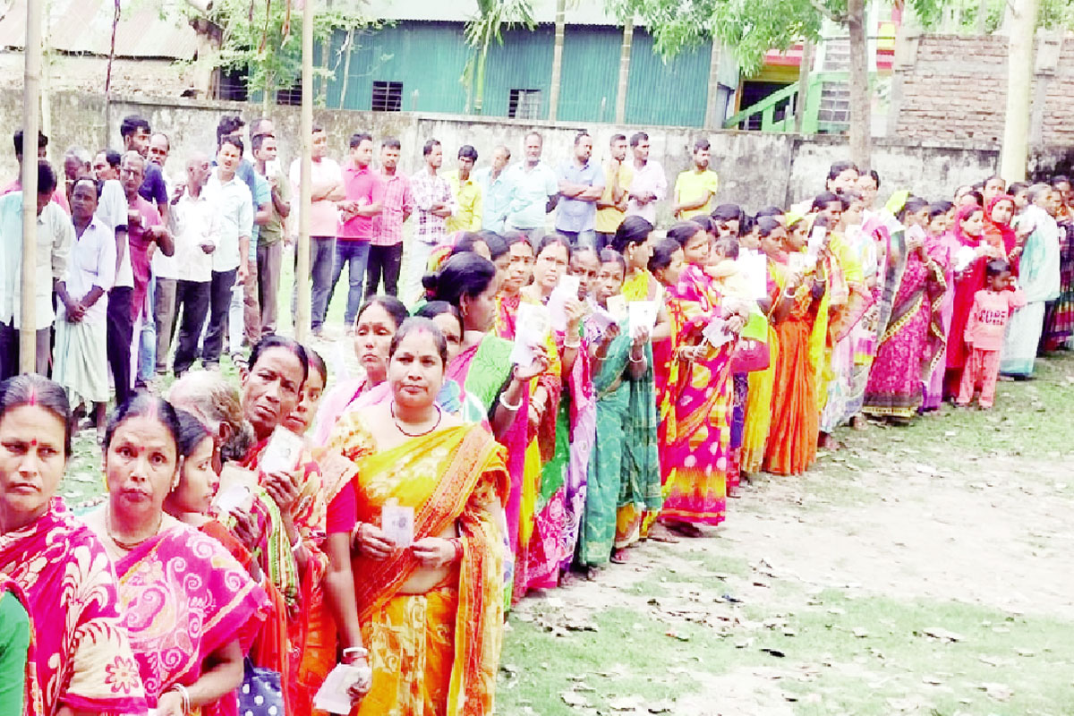 নির্বাচনী যুদ্ধ শুরু