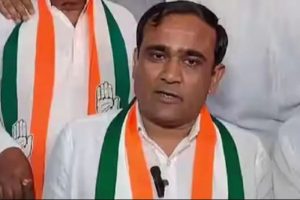 বিজেপি জিতিয়ে নিখোঁজ সুরাটের কংগ্রেস প্রার্থী