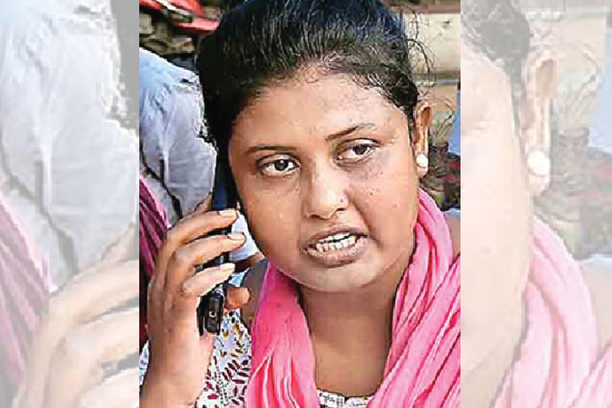 চাকরি বহাল, তবুও নিজেকে ‘অভাগা’ ভাবছেন সোমা