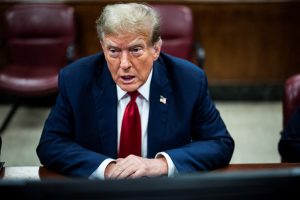 প্রশ্নের মুখে হোয়াইট হাউসের নিরাপত্তা, নিরাপত্তা বেষ্টনী ভেঙে ঢুকে পড়ল গাড়ি, গ্রেপ্তার ১