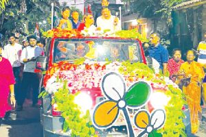 নির্বাচনে দাঁড়িয়ে সংবিধানের অপমান করছেন: কাকলি