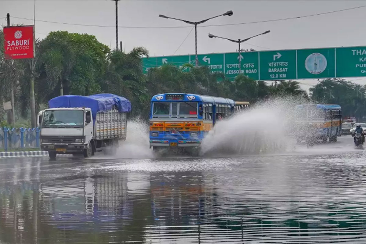 বৃষ্টি চলবে রবিবার পর্যন্ত