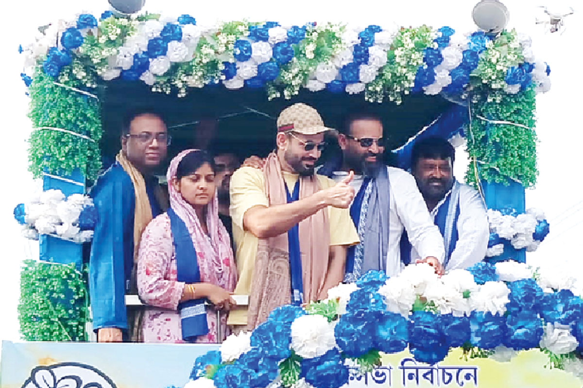 বহরমপুরে জিতবেন দাদা ইউসুফ, জনস্রোতে ‘আত্মবিশ্বাসী’ ইরফান