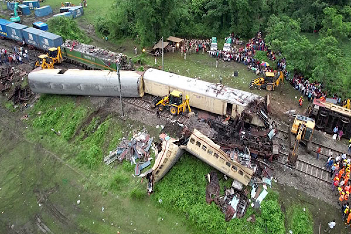 এক্সপ্রেস দুর্ঘটনা নিয়ে পুলিশের কাছে অভিযোগ দায়ের আহত যাত্রীর, আজ থেকে শুরু তদন্ত