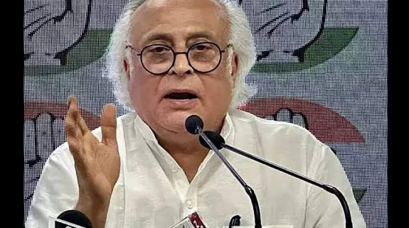 বিদেশনীতি নিয়ে মোদী সরকারকে তীব্র আক্রমণ কংগ্রেসের