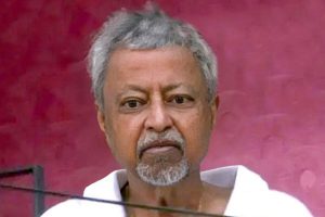 মুকুল রায়ের বিধায়ক পদ খারিজে স্থগিতাদেশ