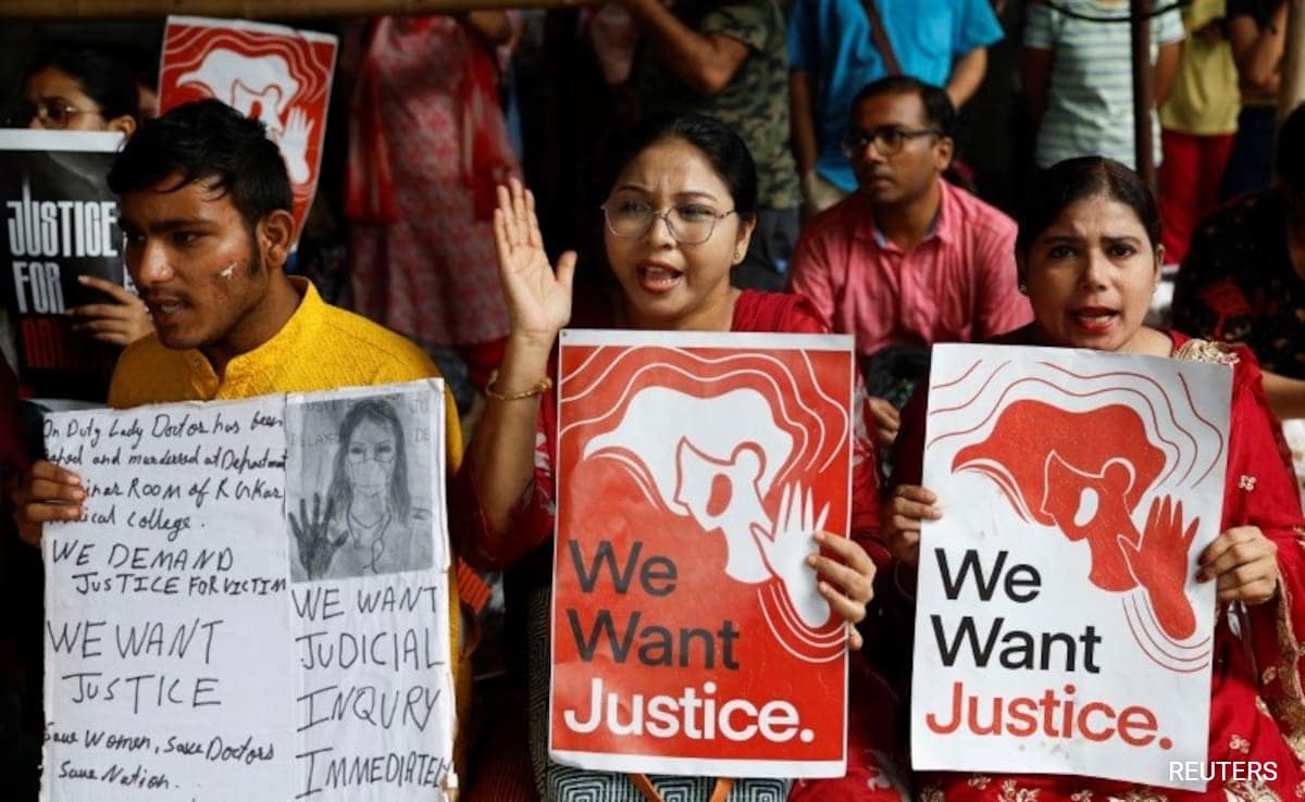 দেশ জুড়ে কর্মবিরতি পালন করল আইএমএ, ব্যাহত চিকিৎসা পরিষেবা 