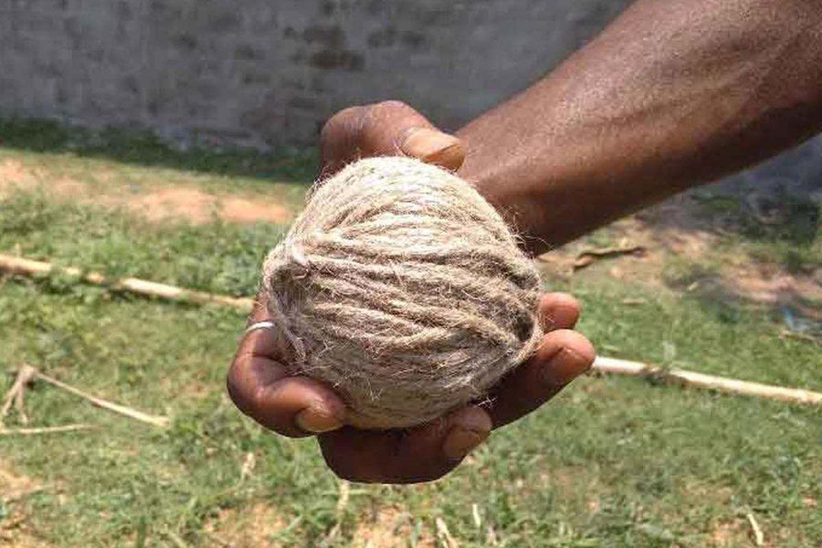 বোমা ফেটে জখম ২