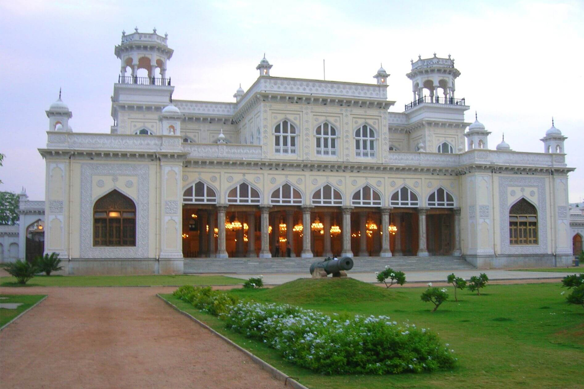 চৌমহল্লা প্যালেস