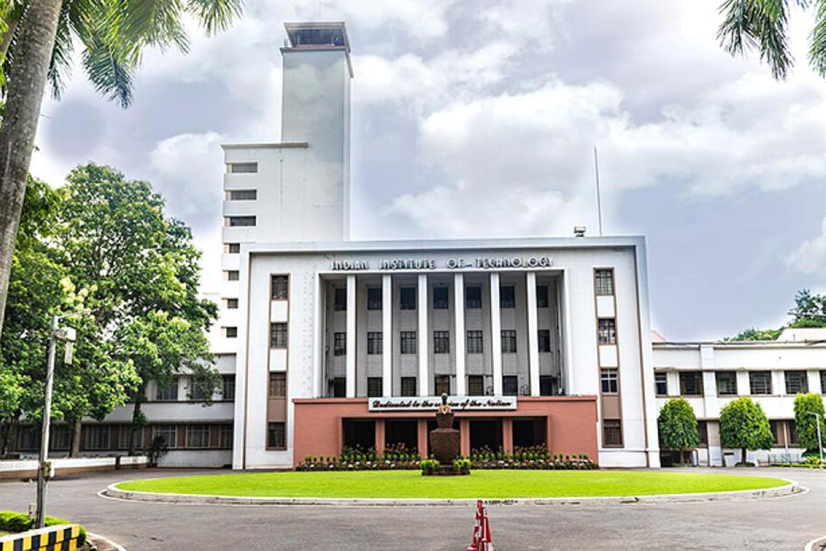 কর্মীর রহস্যমৃত্যু ঘিরে খড়গপুর আইআইটিতে চাঞ্চল্য