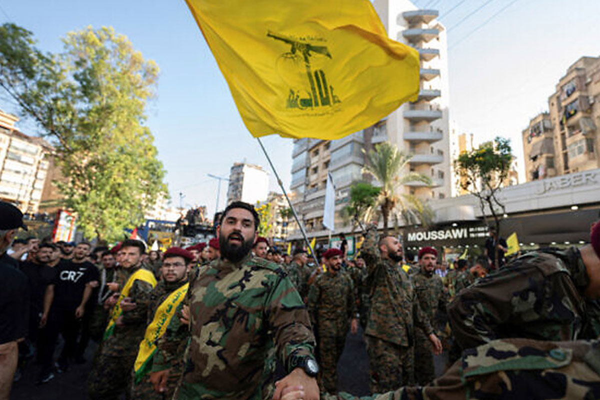সিরিয়ার বিদ্রোহীদের কাছ থেকে অস্ত্র চায় হিজবুল্লা