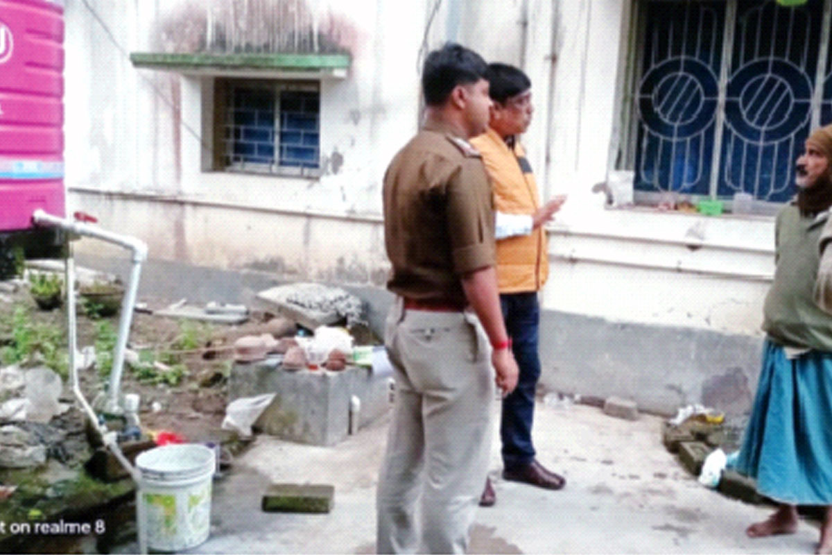 বেআইনি জলের লাইন কাটতে তৎপরতা জেলা প্রশাসনের