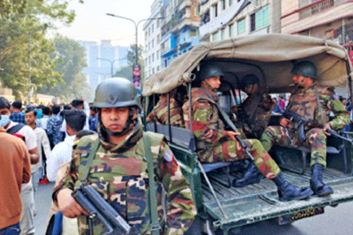 বাংলাদেশে ‘ডেভিল হান্ট’, গ্রেপ্তার ১৩০০