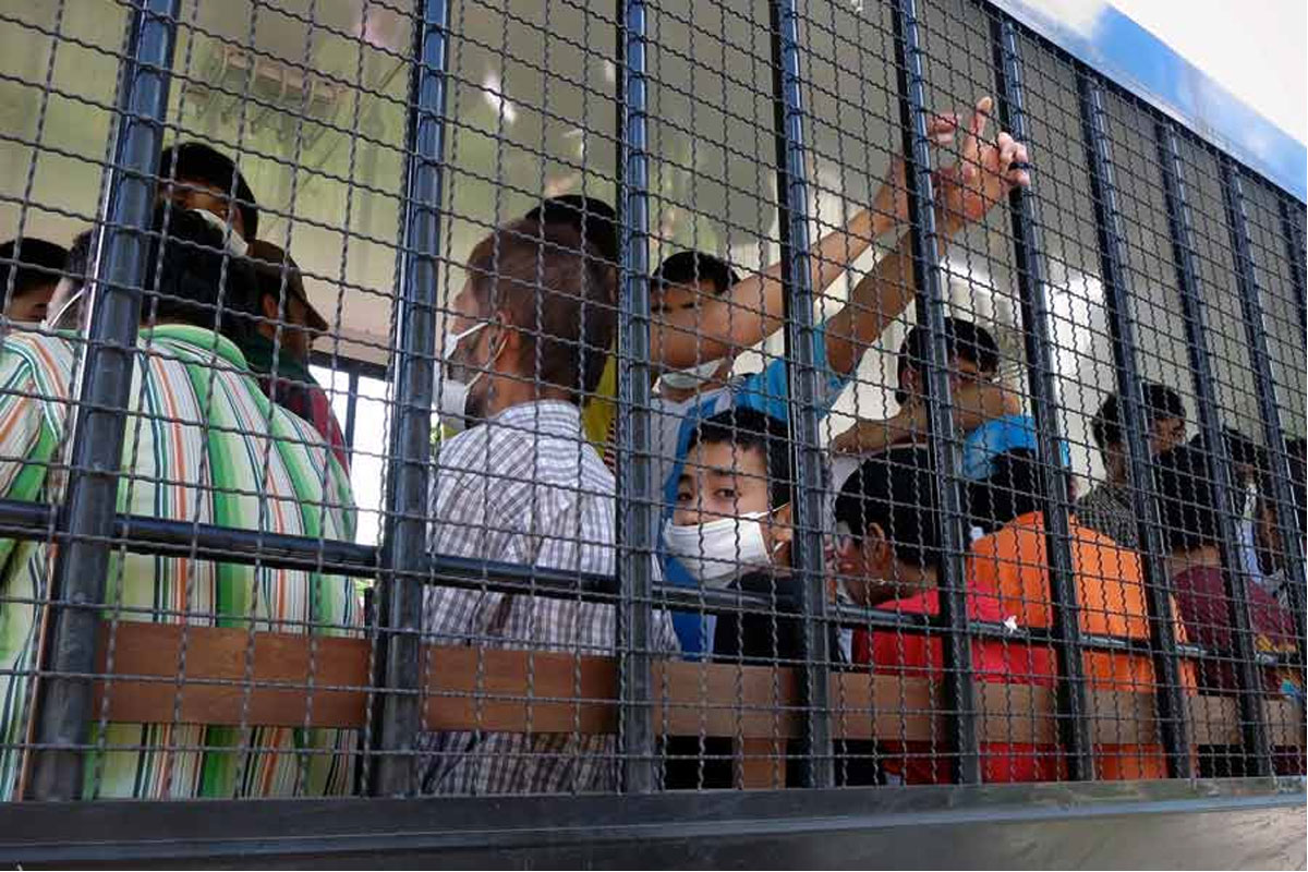 উইঘুর মুসলিমদের চিনে  পাঠানো শুরু করল তাইল্যান্ড