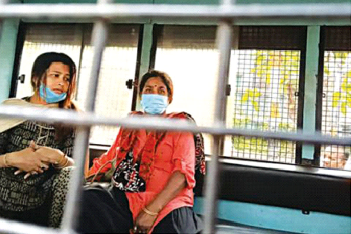 খুনের ঘটনায় মা–মেয়েকে সাহায্য করেছিলেন তৃতীয় এক ব্যক্তি