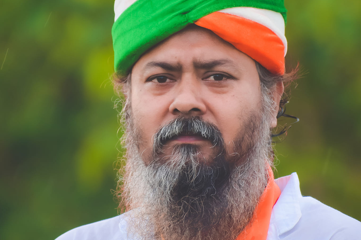 মোদীর নামে বিতর্কিত পোস্ট, যুবককে কান ধরে ওঠবস করানোয় গ্রেপ্তার বিজেপি নেতা