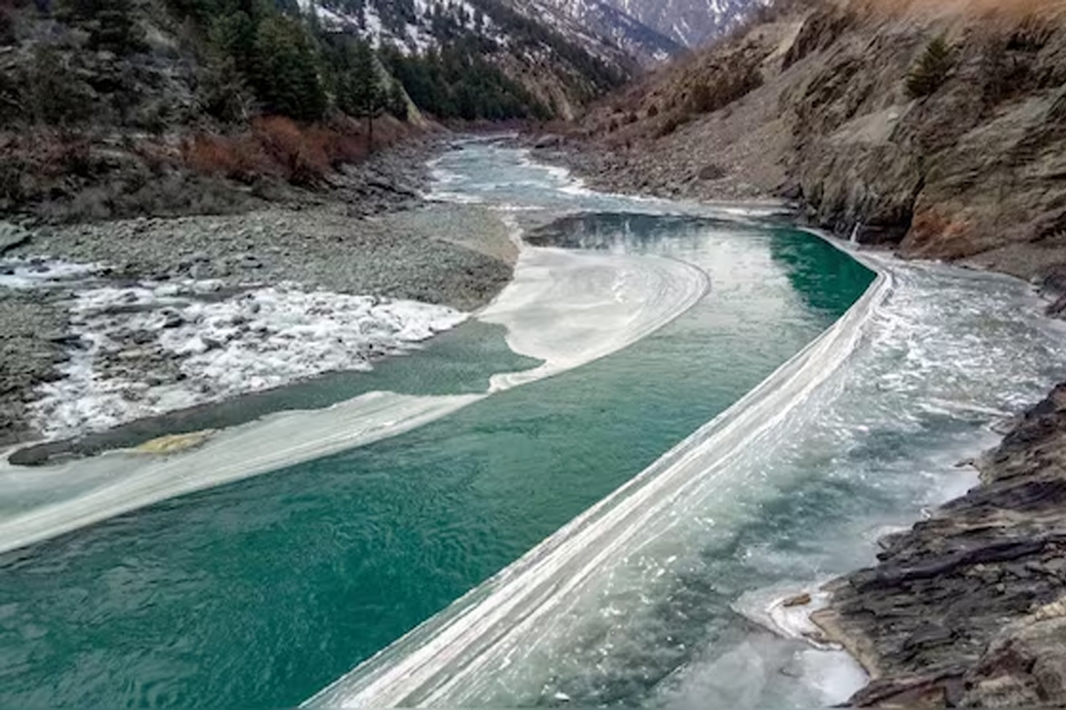 সিন্ধু জল চুক্তি বাতিলের আনুষ্ঠানিক ঘোষণা করে পাকিস্তানকে চিঠি পাঠাল ভারত