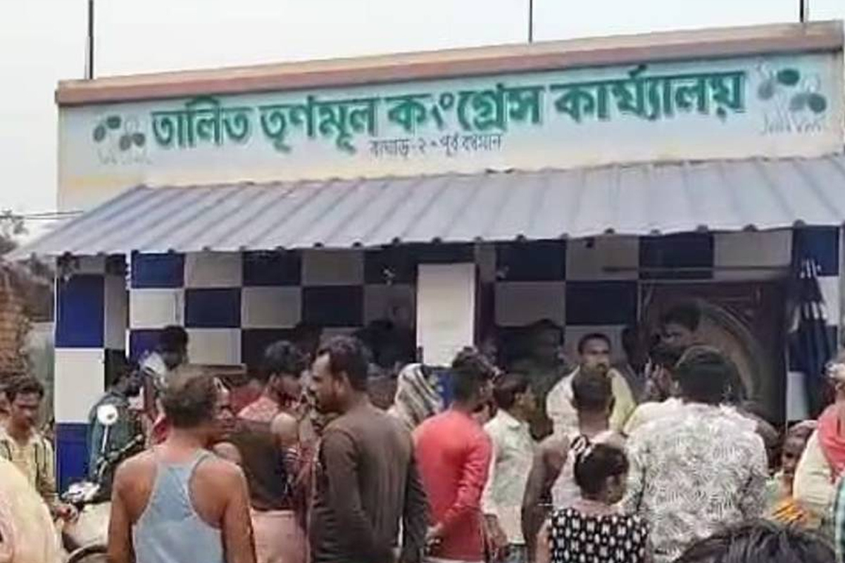 পার্টি অফিসে সালিশি সভায় স্বামীর পেটে ছুরি মারলেন স্ত্রী