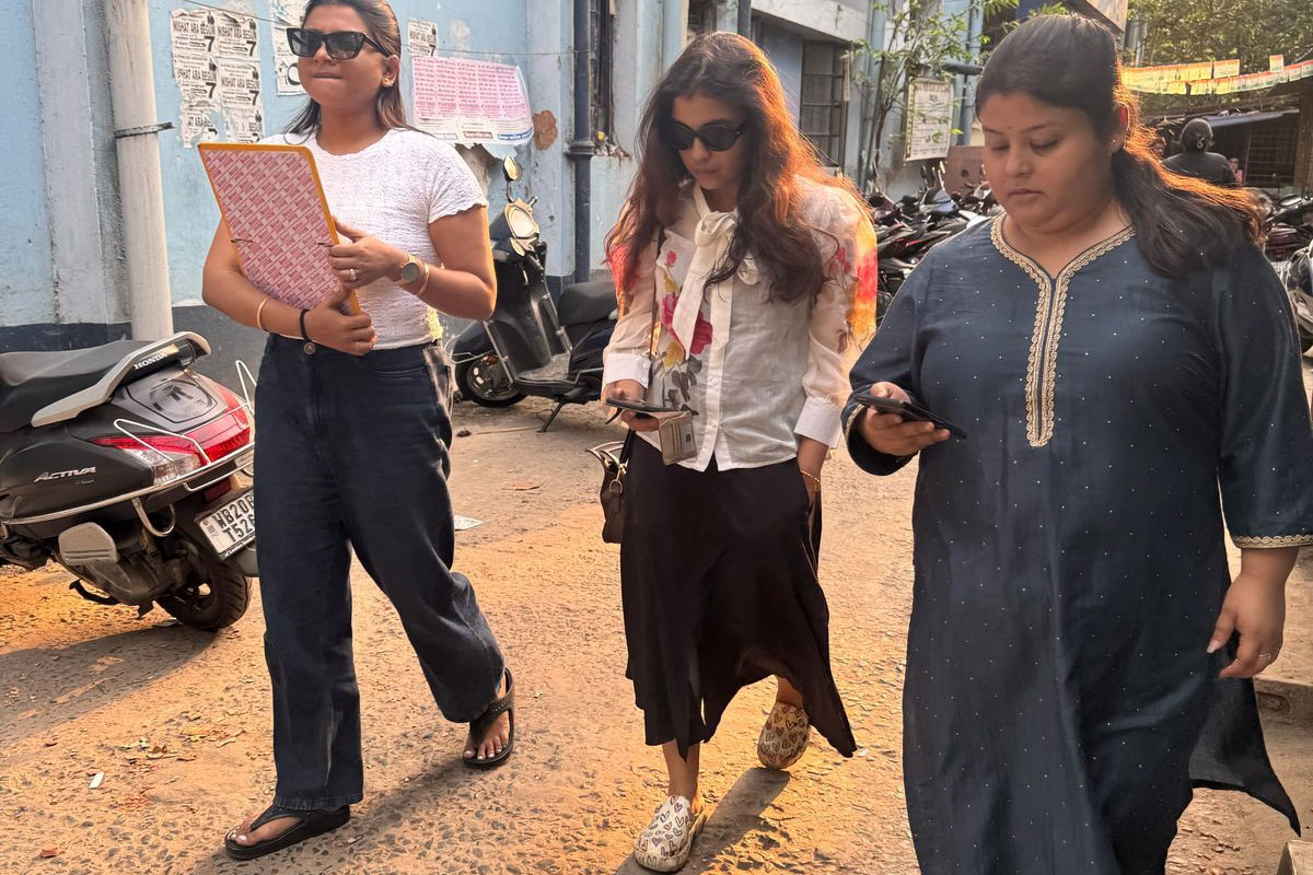 দেবের ফ্যান ক্লাবের হুমকি, আলিপুর আদালতে বয়ান রেকর্ড জিনিয়ার