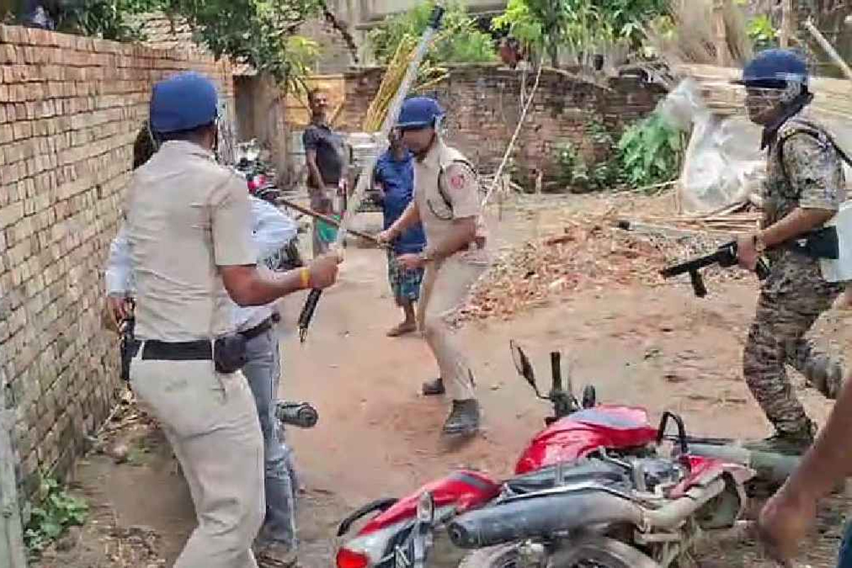 কৃষি সমবায় ব্যাঙ্কের নির্বাচন ঘিরে ধুন্ধুমার দৌলতাবাদ