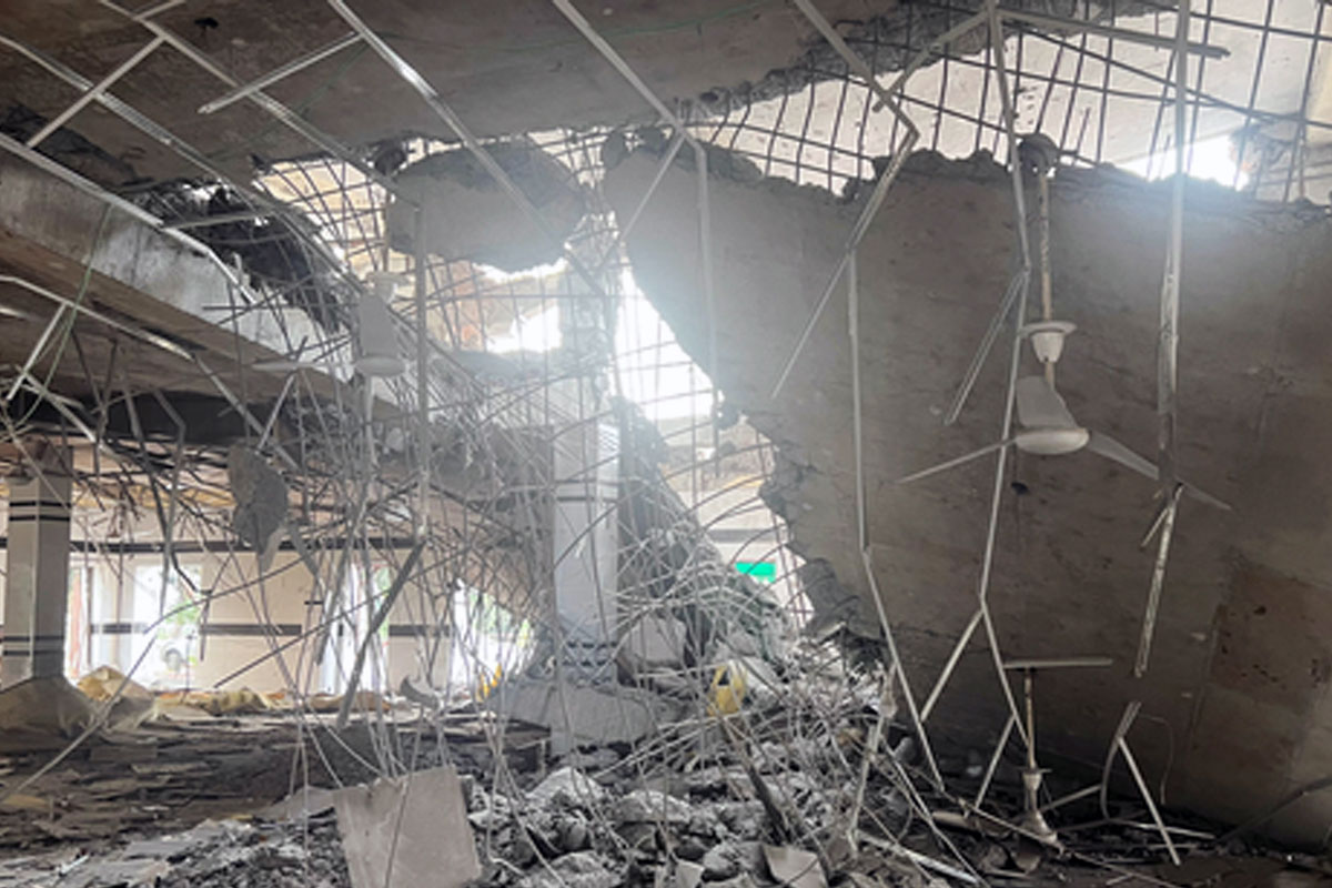 ভারতের হামলায় বিধ্বস্ত পাকিস্তানের ৮টি বিমানঘাঁটি